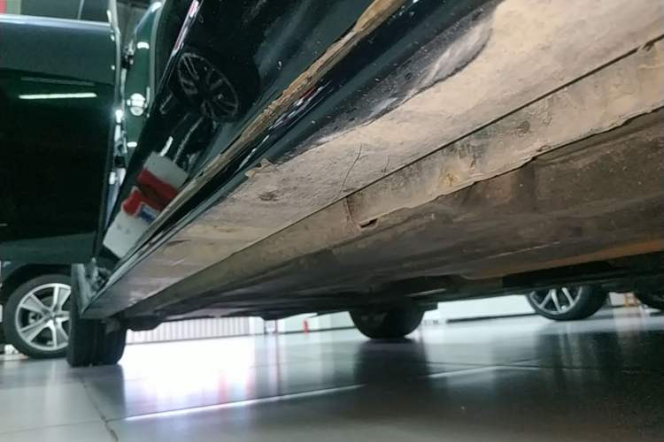 Used Jaguar XEL 2022 2.0T 250 PS R-DYNAMIC S Advanced Sport Edition Right Side Sill