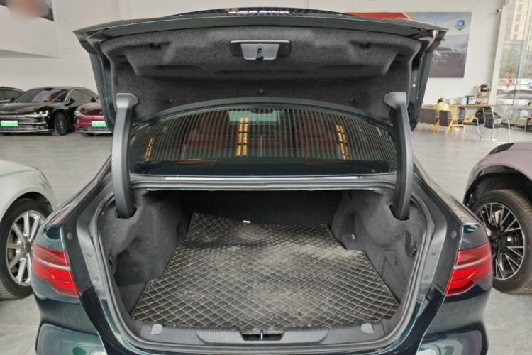 Used Jaguar XEL 2022 2.0T 250 PS R-DYNAMIC S Advanced Sport Edition Trunk