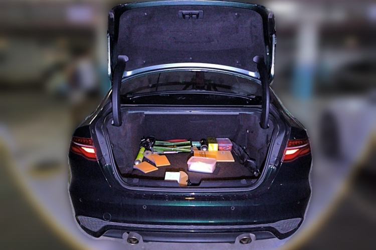Used Jaguar XEL 2022 2.0T 200PS R-DYNAMIC Youth Sport Edition Trunk