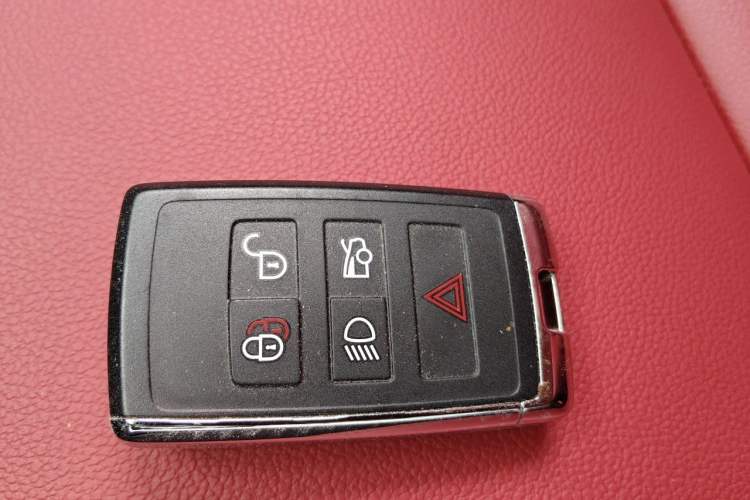 Used Jaguar XEL 2022 2.0T 250 PS R-DYNAMIC S Advanced Sport Edition Vehicle Key