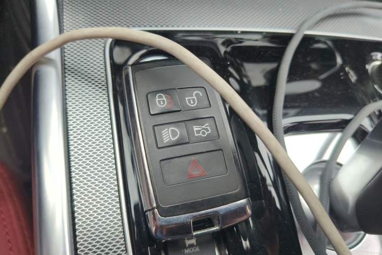 Used Jaguar XEL 2022 2.0T 250 PS R-DYNAMIC S Advanced Sport Edition Vehicle Key
