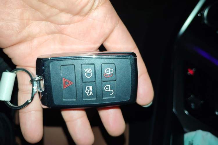 Used Jaguar XEL 2022 2.0T 250 PS R-DYNAMIC S Advanced Sport Edition Vehicle Key