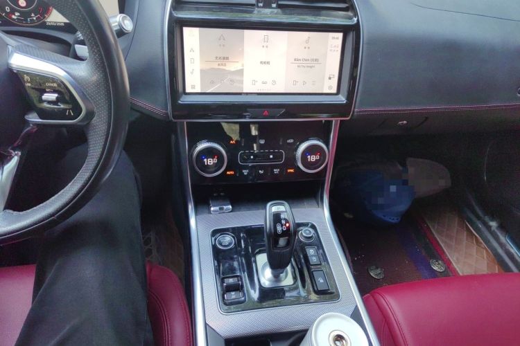 Used Jaguar XEL 2022 2.0T 250 PS R-DYNAMIC S Advanced Sport Edition Audio And AC Panel