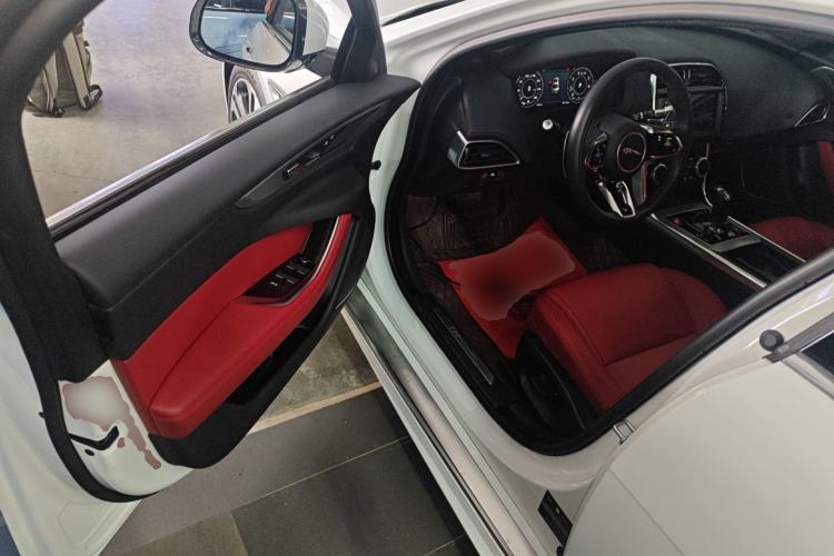 Used Jaguar XEL 2022 2.0T 250 PS R-DYNAMIC S Advanced Sport Edition Driver Seat