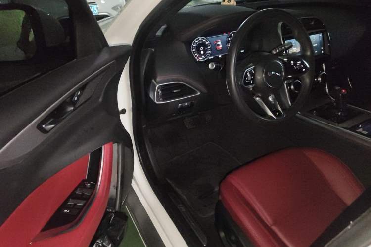 Used Jaguar XEL 2022 2.0T 250 PS R-DYNAMIC S Advanced Sport Edition Driver Seat