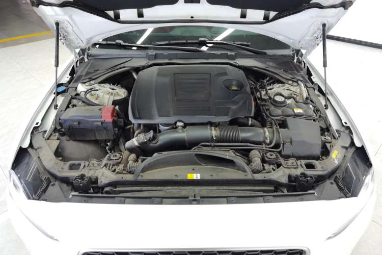 Used Jaguar XEL 2022 2.0T 250 PS R-DYNAMIC S Advanced Sport Edition Engine Bay