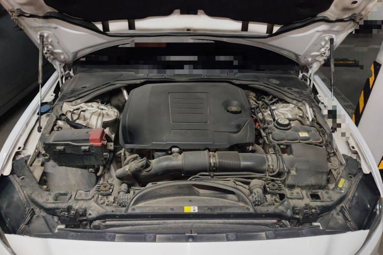 Used Jaguar XEL 2022 2.0T 250 PS R-DYNAMIC S Advanced Sport Edition Engine Bay
