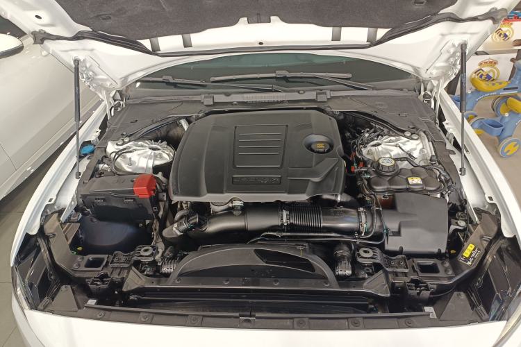 Used Jaguar XEL 2022 2.0T 250 PS R-DYNAMIC S Advanced Sport Edition Engine Bay