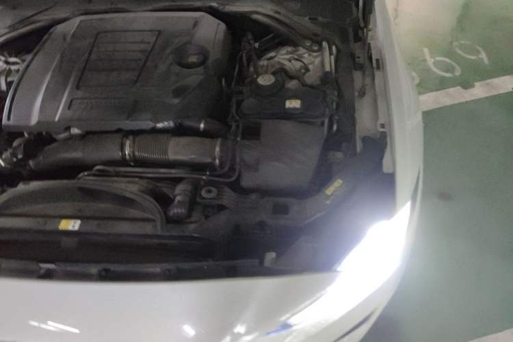 Used Jaguar XEL 2022 2.0T 250 PS R-DYNAMIC S Advanced Sport Edition Engine Bay Left