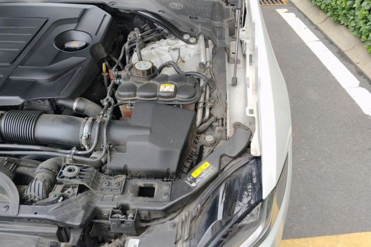 Used Jaguar XEL 2022 2.0T 250 PS R-DYNAMIC S Advanced Sport Edition Engine Bay Left