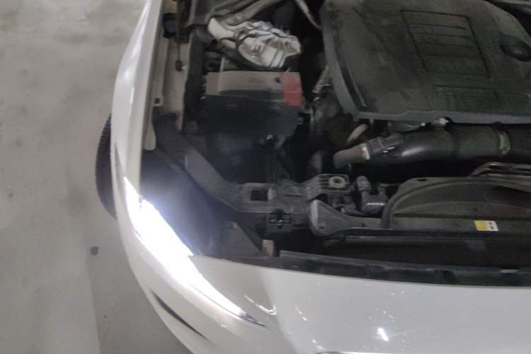 Used Jaguar XEL 2022 2.0T 250 PS R-DYNAMIC S Advanced Sport Edition Engine Bay Right