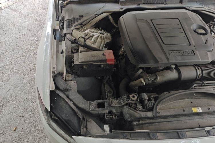 Used Jaguar XEL 2022 2.0T 250 PS R-DYNAMIC S Advanced Sport Edition Engine Bay Right