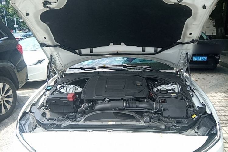 Used Jaguar XEL 2022 2.0T 250 PS R-DYNAMIC S Advanced Sport Edition Engine Bay