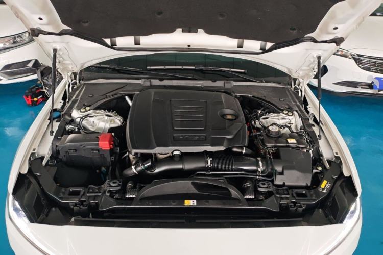 Used Jaguar XEL 2022 2.0T 250 PS R-DYNAMIC S Advanced Sport Edition Engine Bay