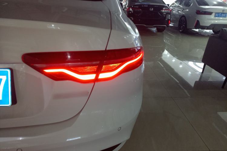 Used Jaguar XEL 2022 2.0T 250 PS R-DYNAMIC S Advanced Sport Edition Exterior 3