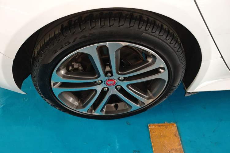 Used Jaguar XEL 2022 2.0T 250 PS R-DYNAMIC S Advanced Sport Edition Exterior 8