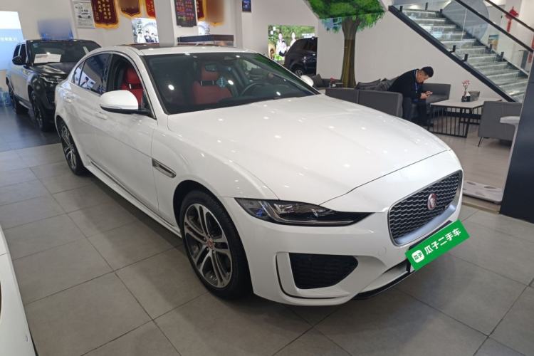 Used Jaguar XEL 2022 2.0T 250 PS R-DYNAMIC S Advanced Sport Edition Front Right 45 Deg