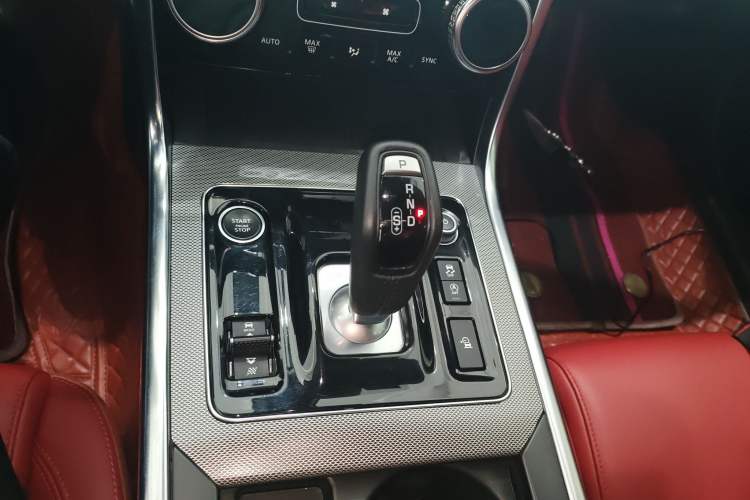 Used Jaguar XEL 2022 2.0T 250 PS R-DYNAMIC S Advanced Sport Edition Gear Lever