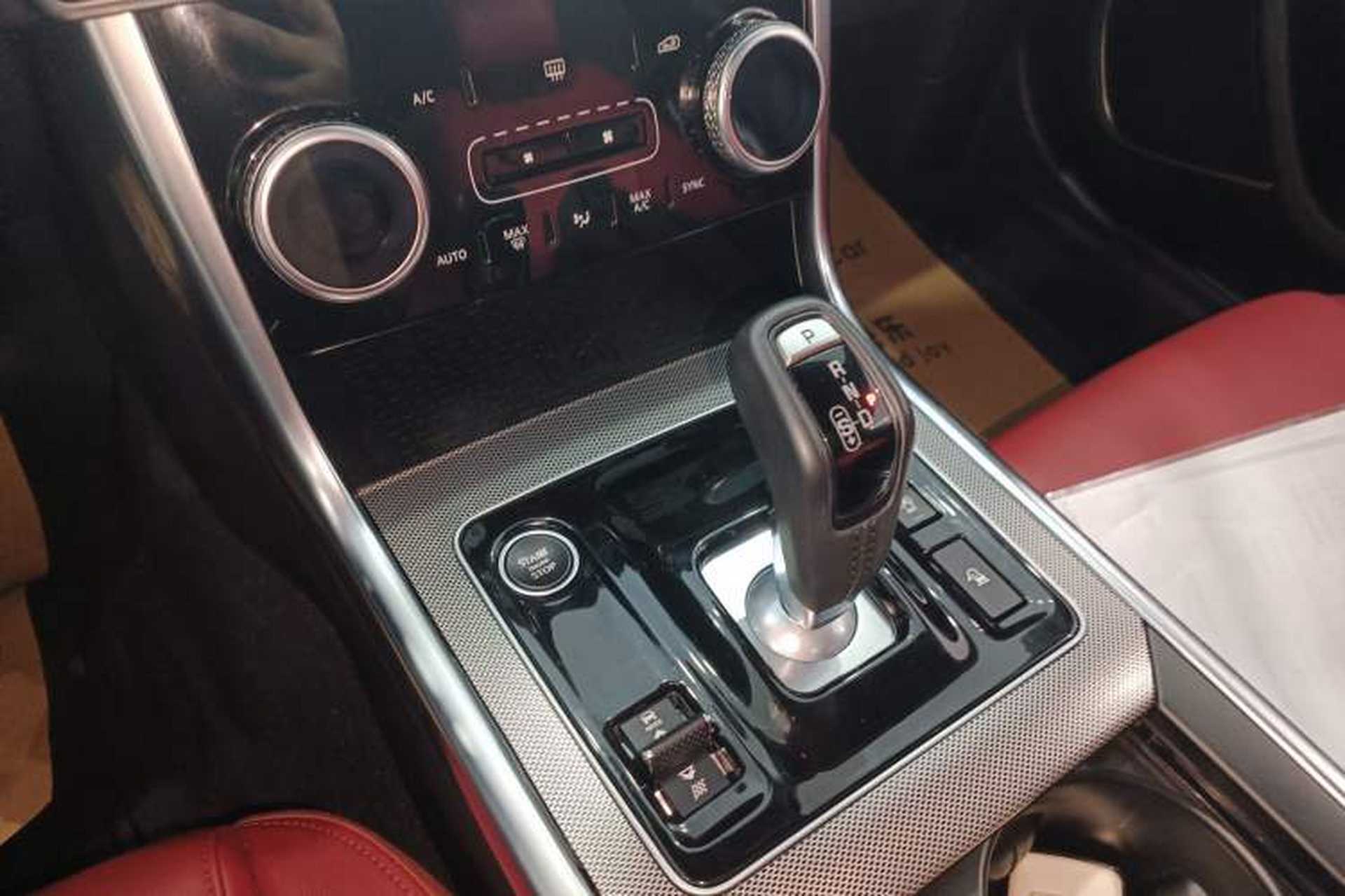 Used Jaguar XEL 2022 2.0T 250 PS R-DYNAMIC S Advanced Sport Edition Gear Lever