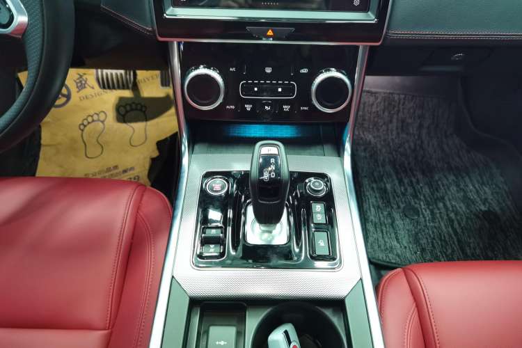 Used Jaguar XEL 2022 2.0T 250 PS R-DYNAMIC S Advanced Sport Edition Gear Lever