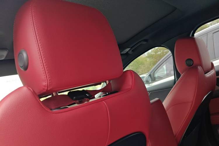 Used Jaguar XEL 2022 2.0T 250 PS R-DYNAMIC S Advanced Sport Edition Headliner