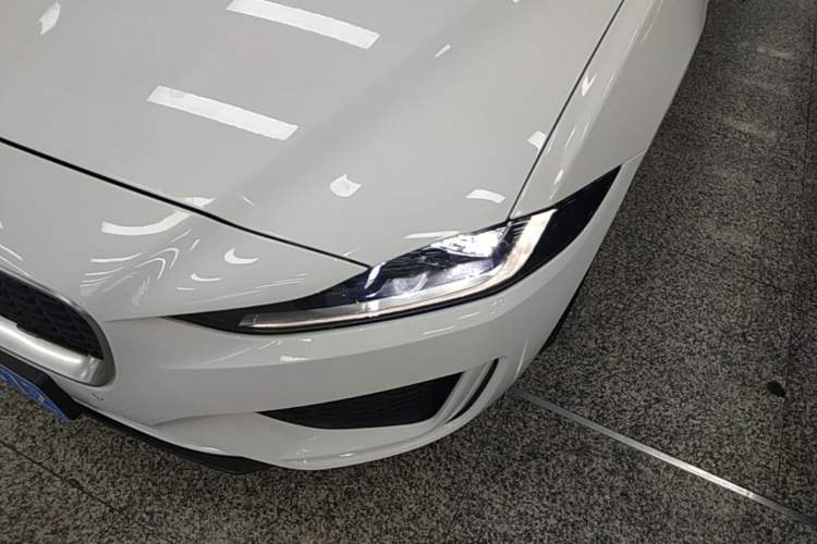 Used Jaguar XEL 2022 2.0T 250 PS R-DYNAMIC S Advanced Sport Edition Left Front Headlight