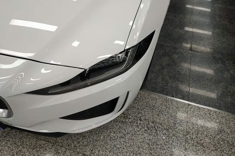 Used Jaguar XEL 2022 2.0T 250 PS R-DYNAMIC S Advanced Sport Edition Left Front Headlight