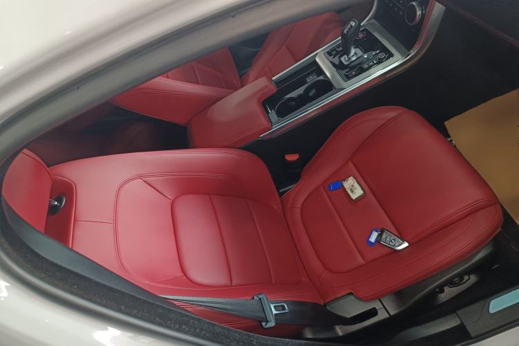 Used Jaguar XEL 2022 2.0T 250 PS R-DYNAMIC S Advanced Sport Edition Right Front Seat