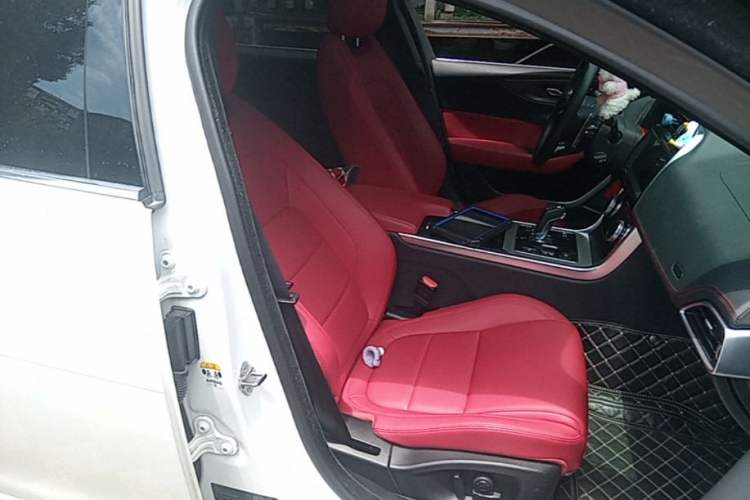 Used Jaguar XEL 2022 2.0T 250 PS R-DYNAMIC S Advanced Sport Edition Right Front Seat