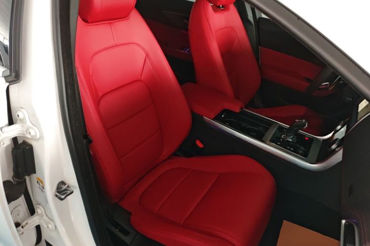 Used Jaguar XEL 2022 2.0T 250 PS R-DYNAMIC S Advanced Sport Edition Right Front Seat