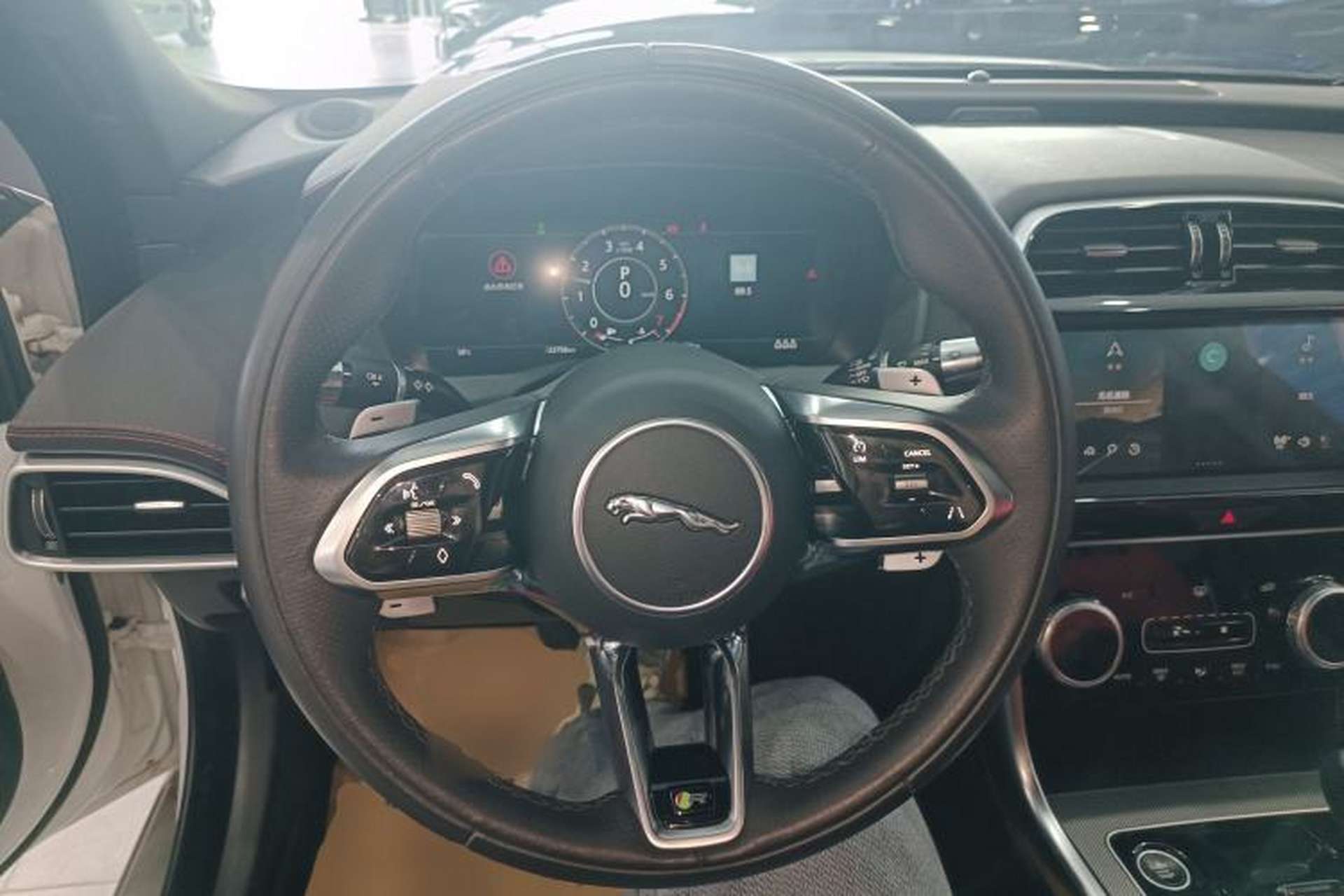 Used Jaguar XEL 2022 2.0T 250 PS R-DYNAMIC S Advanced Sport Edition Steering Wheel