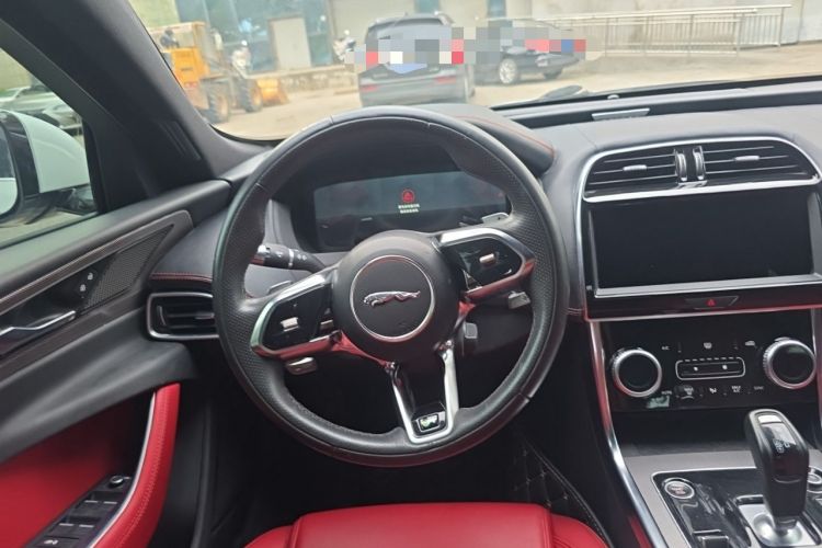 Used Jaguar XEL 2022 2.0T 250 PS R-DYNAMIC S Advanced Sport Edition Steering Wheel