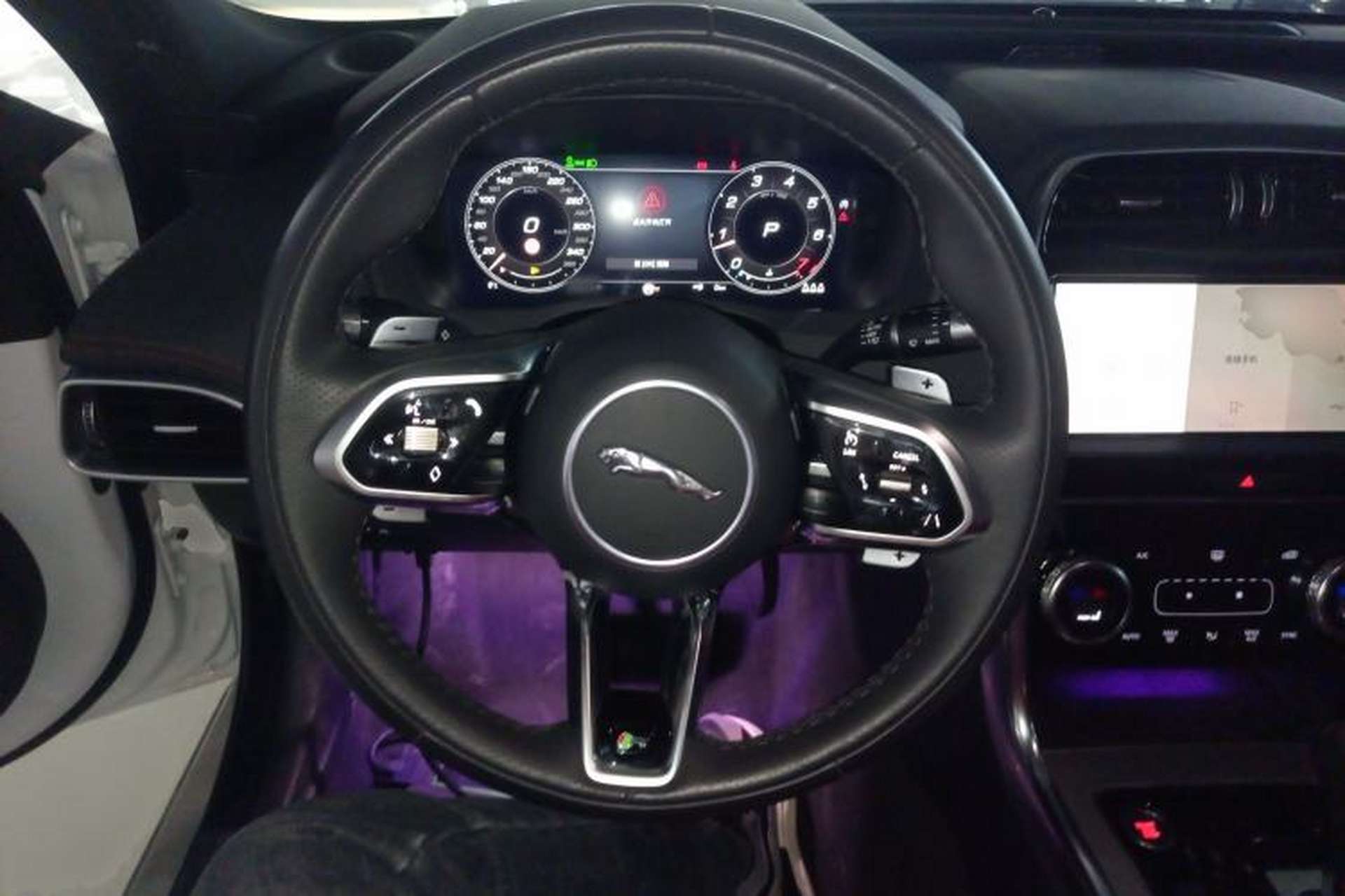 Used Jaguar XEL 2022 2.0T 250 PS R-DYNAMIC S Advanced Sport Edition Steering Wheel