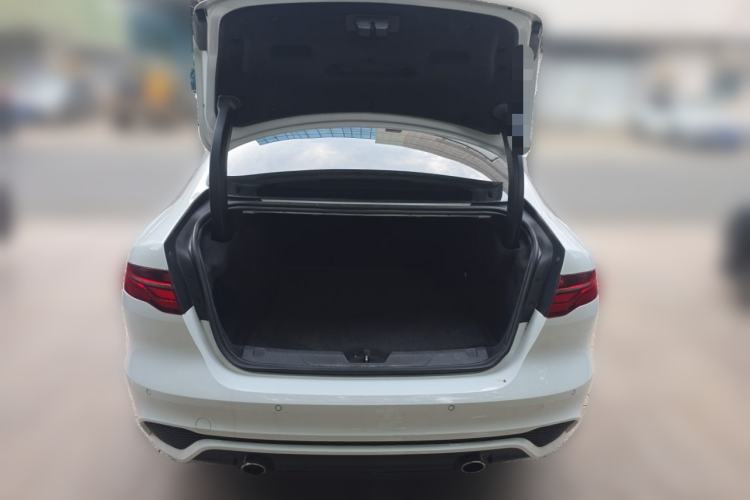 Used Jaguar XEL 2022 2.0T 250 PS R-DYNAMIC S Advanced Sport Edition Trunk