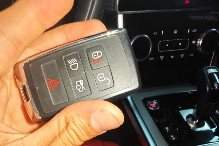 Used Jaguar XEL 2022 2.0T 250 PS R-DYNAMIC S Advanced Sport Edition Vehicle Key