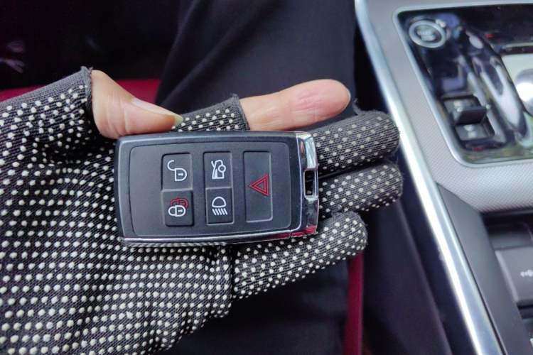 Used Jaguar XEL 2022 2.0T 250 PS R-DYNAMIC S Advanced Sport Edition Vehicle Key