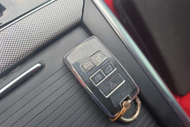 Used Jaguar XEL 2022 2.0T 250 PS R-DYNAMIC S Advanced Sport Edition Vehicle Key