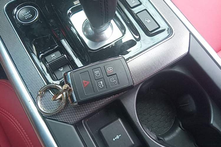 Used Jaguar XEL 2022 2.0T 250 PS R-DYNAMIC S Advanced Sport Edition Vehicle Key