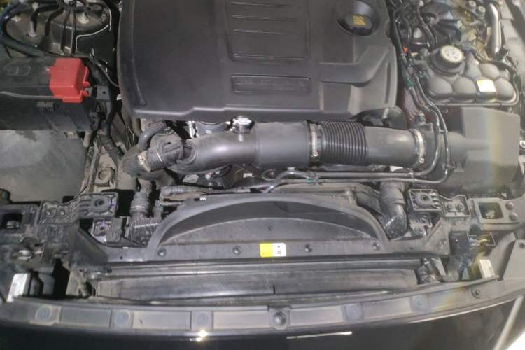 Used Jaguar XEL 2023 2.0T 250 PS R-DYNAMIC S Advanced Sport Edition Engine Bay