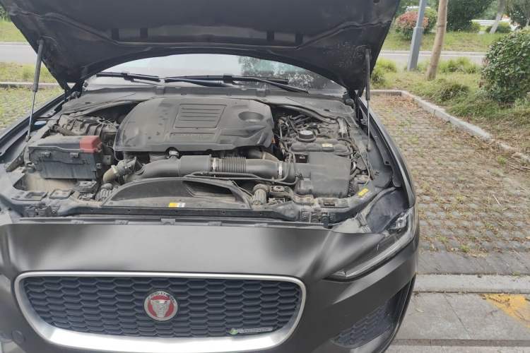 Used Jaguar XEL 2023 2.0T 250 PS R-DYNAMIC S Advanced Sport Edition Engine Bay Left