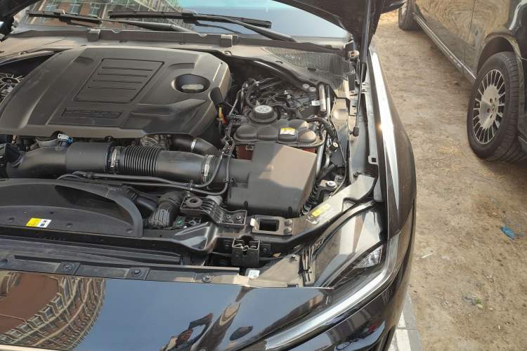 Used Jaguar XEL 2023 2.0T 250 PS R-DYNAMIC S Advanced Sport Edition Engine Bay Left
