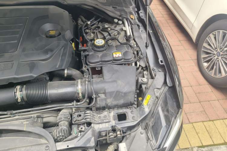 Used Jaguar XEL 2023 2.0T 250 PS R-DYNAMIC S Advanced Sport Edition Engine Bay Left