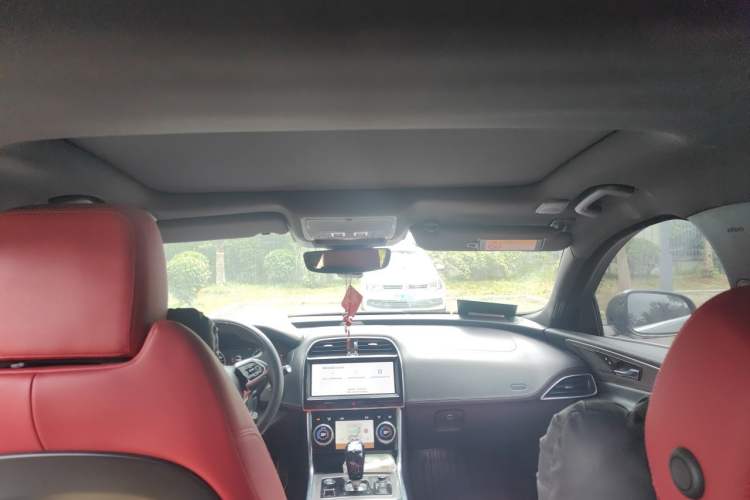 Used Jaguar XEL 2023 2.0T 250 PS R-DYNAMIC S Advanced Sport Edition Headliner