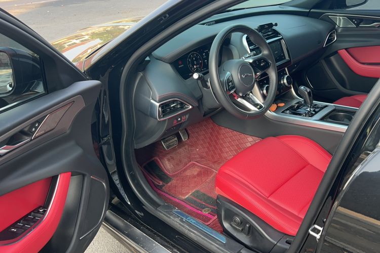 Used Jaguar XEL 2023 2.0T 250 PS R-DYNAMIC S Advanced Sport Edition Interior 2
