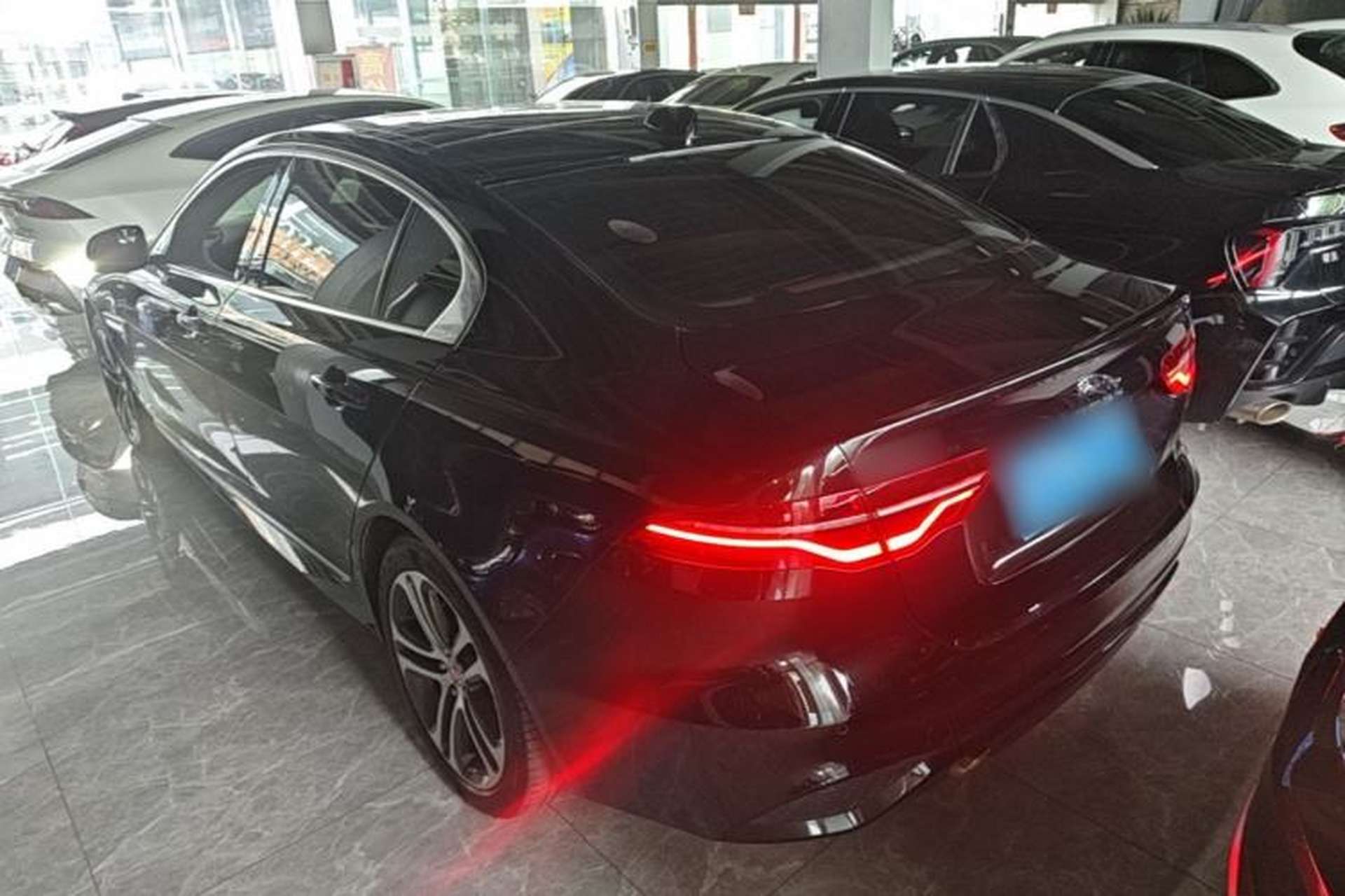 Used Jaguar XEL 2023 2.0T 250 PS R-DYNAMIC S Advanced Sport Edition Rear Left 45 Deg