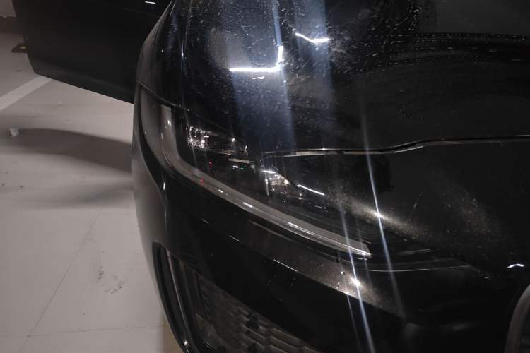 Used Jaguar XEL 2023 2.0T 250 PS R-DYNAMIC S Advanced Sport Edition Right Front Headlight
