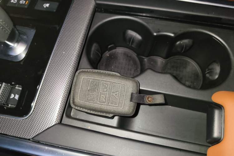 Used Jaguar XEL 2023 2.0T 250 PS R-DYNAMIC S Advanced Sport Edition Vehicle Key