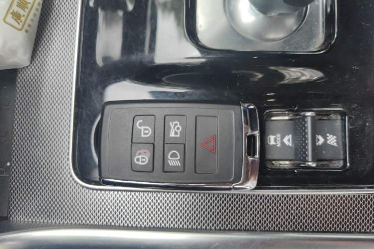 Used Jaguar XEL 2023 2.0T 250 PS R-DYNAMIC S Advanced Sport Edition Vehicle Key