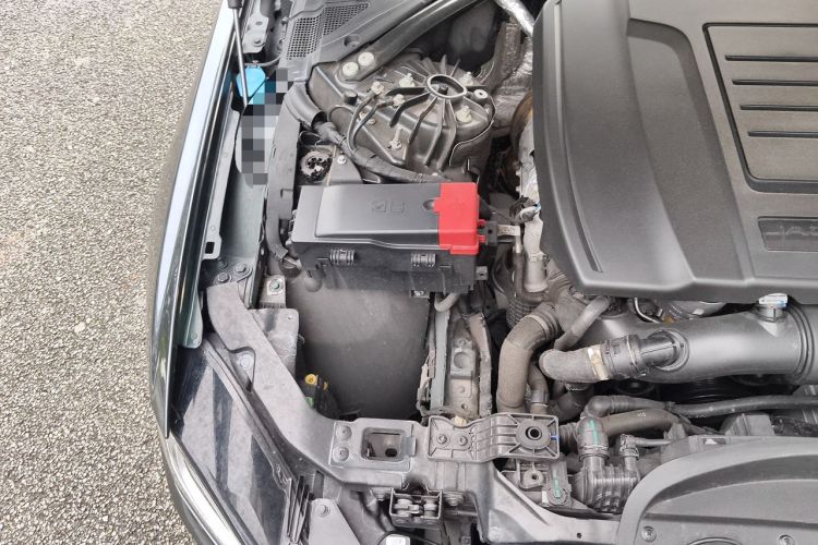 Used Jaguar XEL 2023 2.0T 250 PS R-DYNAMIC S Advanced Sport Edition Engine Bay Right