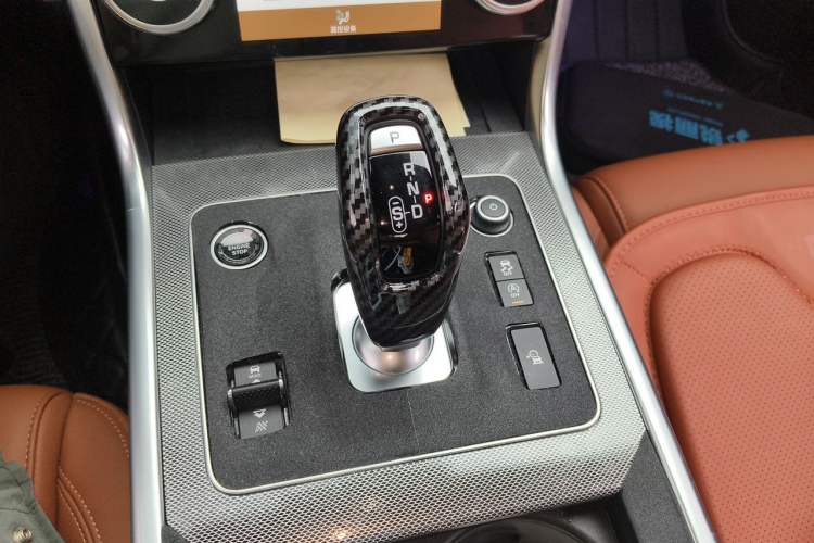 Used Jaguar XEL 2023 2.0T 250 PS R-DYNAMIC S Advanced Sport Edition Gear Lever